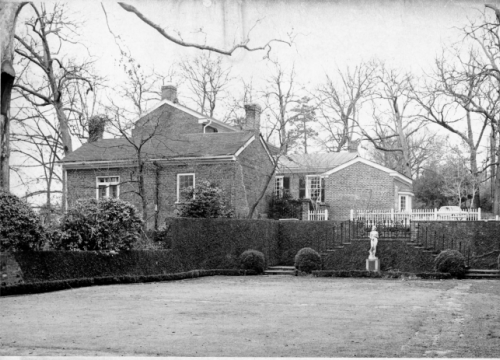 Founders Garden Kitchen and Smokehouse