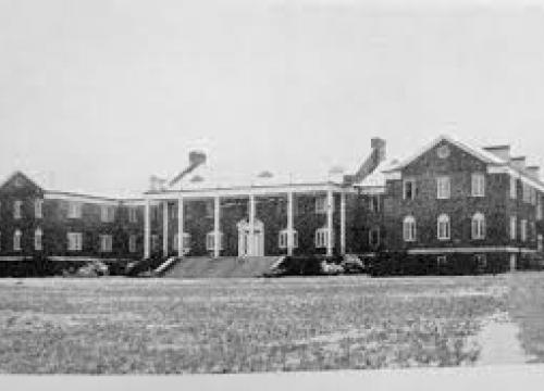 Mary Lyndon Hall