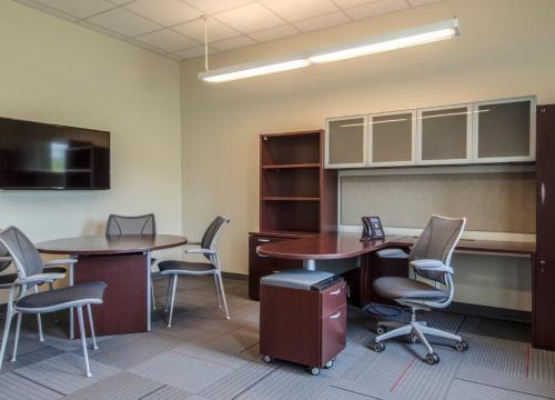 Veterinary Medicine Learning Center Typical Office